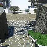 Maryo Village Hotel Naousa (Paros)