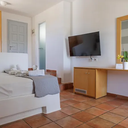 Maryo Village Отель 4*