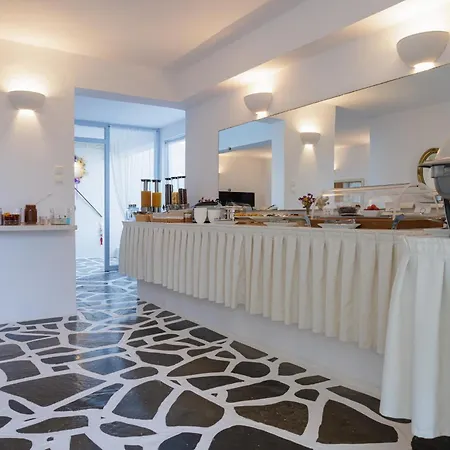 Maryo Village Hotel Naousa