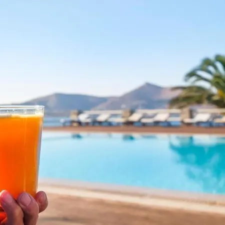 Maryo Village Hotel Naousa