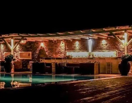 Maryo Village Hotell 4*