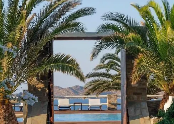 Maryo Village מלון 4*